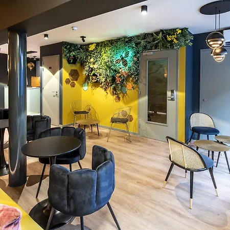 The Bee Hostel-3